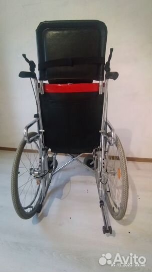 Инвалидная коляска складная бу
