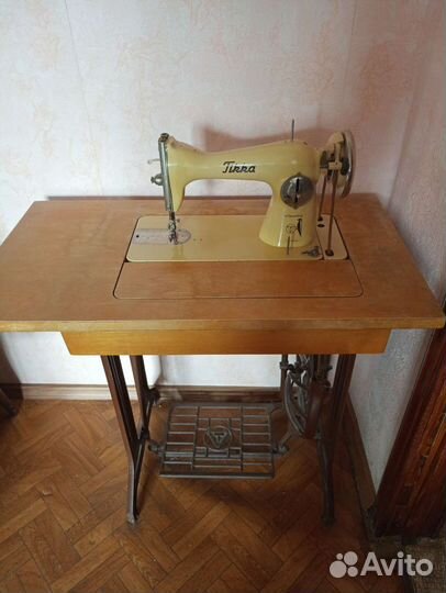 Швейная машина