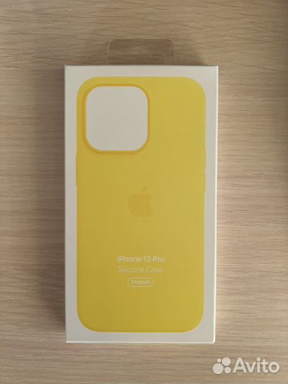 Чехол на iPhone 13 Pro