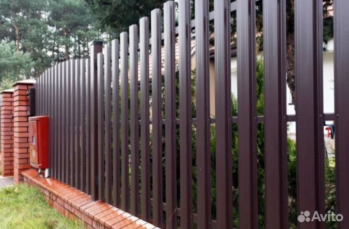 Забор из евроштакетника 50 метров