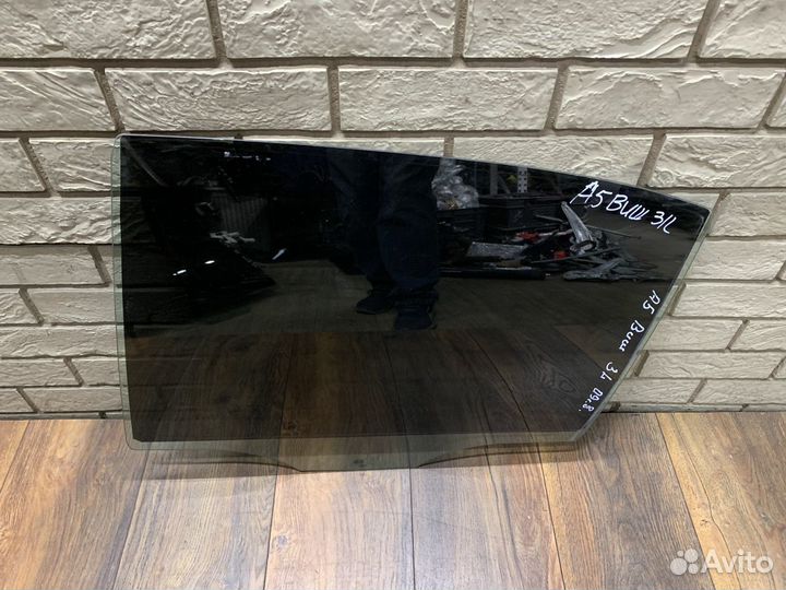 Skoda Octavia A5 Стекло двери задней LH RH