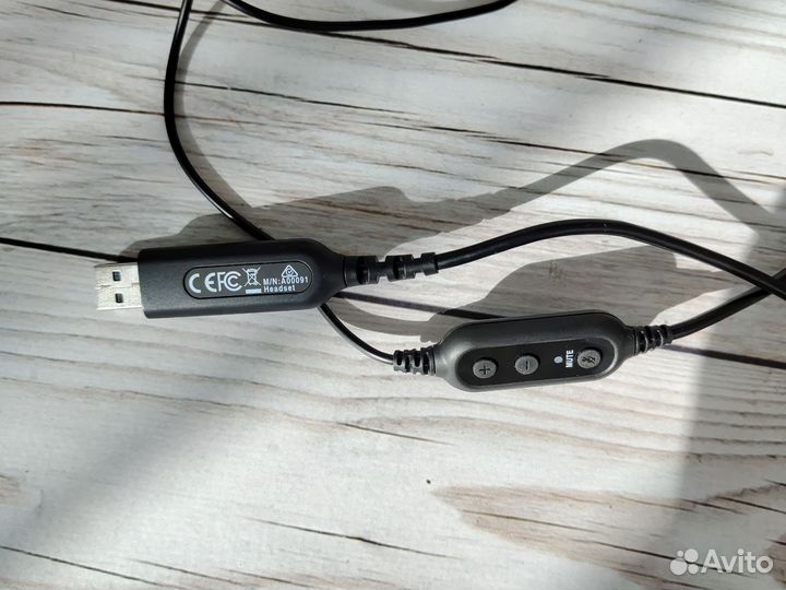 Гарнитура Logitech Stereo Headset 960