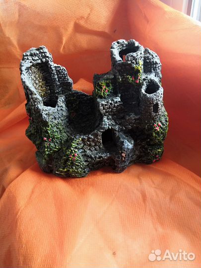 Грот для аквариума