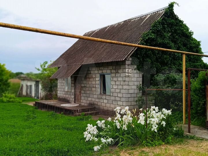 Дом 39 м² на участке 15 сот.