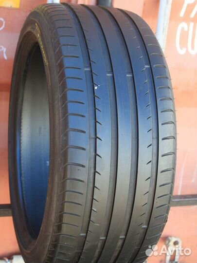 Vredestein Ultrac Cento 235/40 R18 95Y