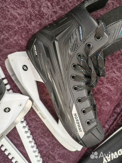 Коньки хоккейные 41 размер