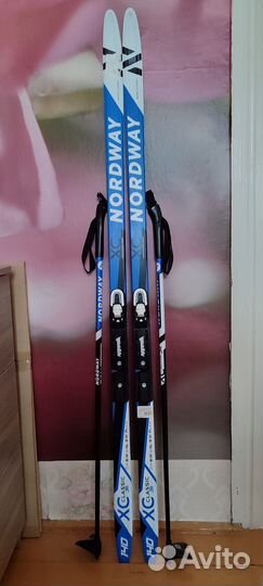 Беговые лыжи 140 + палки + ботинки