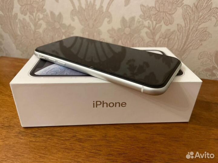 iPhone Xr, 128 ГБ