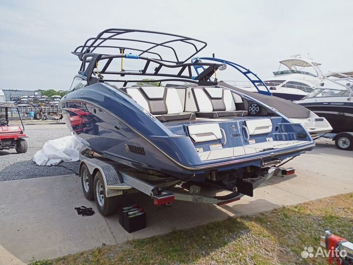 Новый катер Yamaha 255 XD Surf, 500 л/с