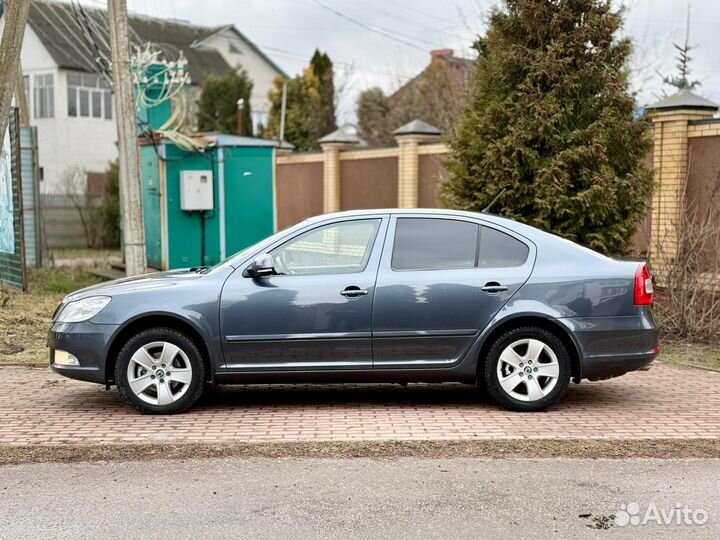Skoda Octavia 1.6 AT, 2011, 112 400 км