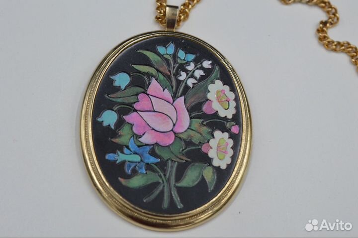Медальон Подвеска Кулон Avon Роза и ландыш
