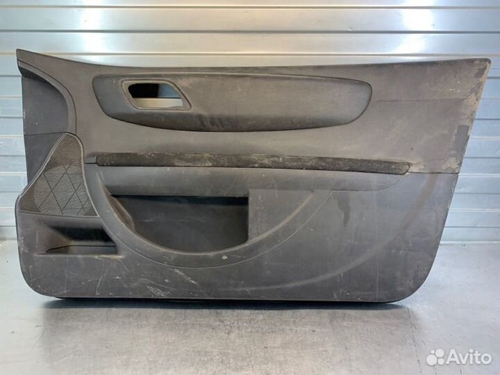 Обшивка двери передняя правая Citroen C4 LA 2004