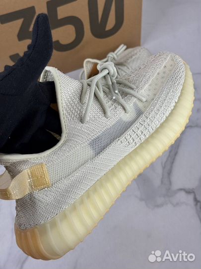 Yeezy 350 V2 Light 2025 Премиум