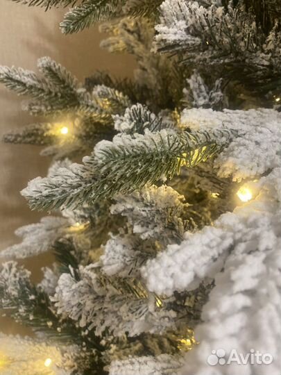 Елка искуственная