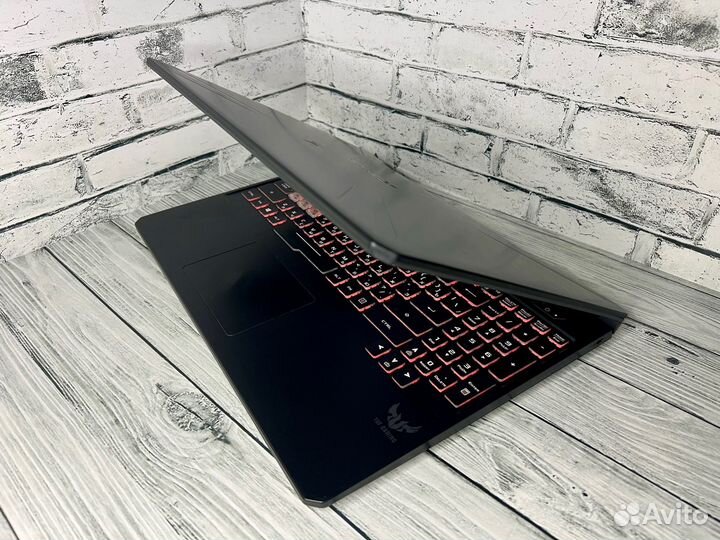 Игровой ноутбук Asus TuF Gaming 120гц/SSD/GTX1650