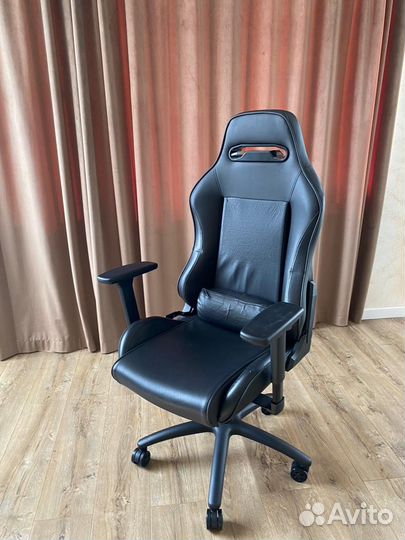 Компьютерное кресло