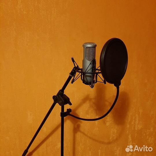 Музыкальное оборудование