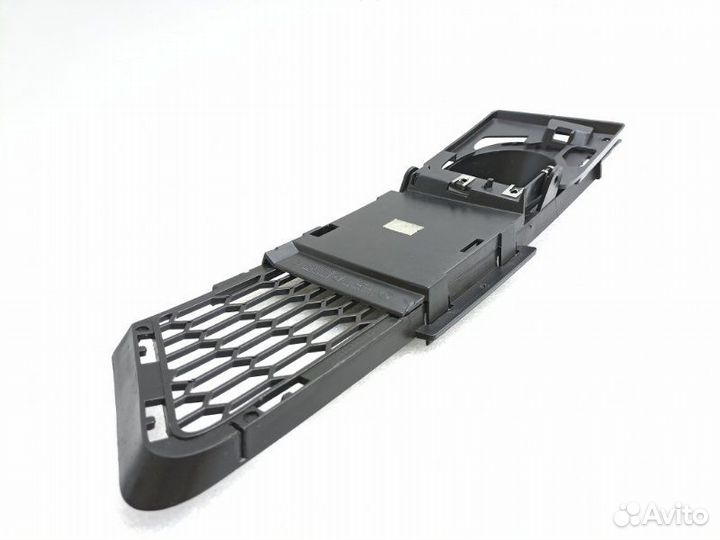 Решетка в бампер передняя правая Bmw 3-Series E90