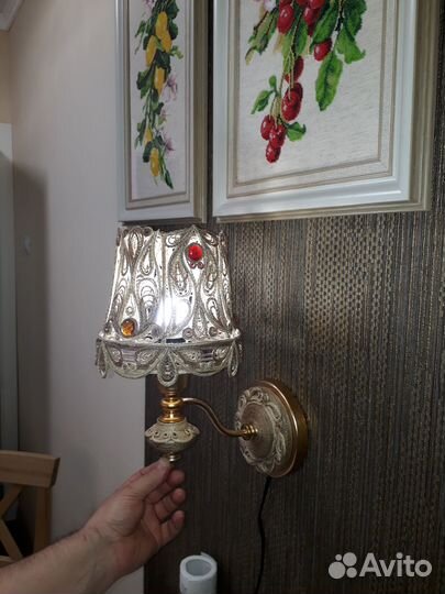 Настенный светильник бра