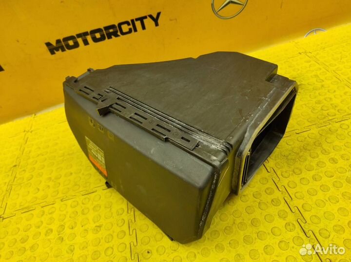 Корпус блока предохранителей Mercedes-Benz W220