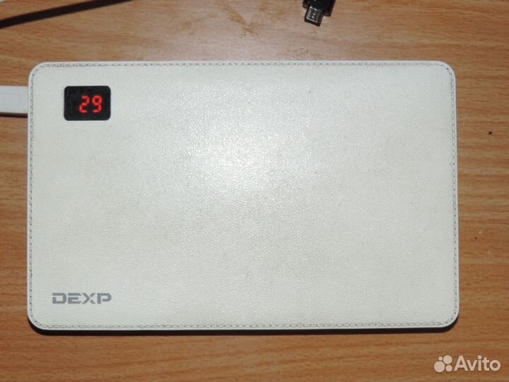 Портативный аккумулятор 8000 mAh. dexp Slim xxl