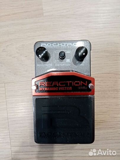 Гитарная педаль Rocktron