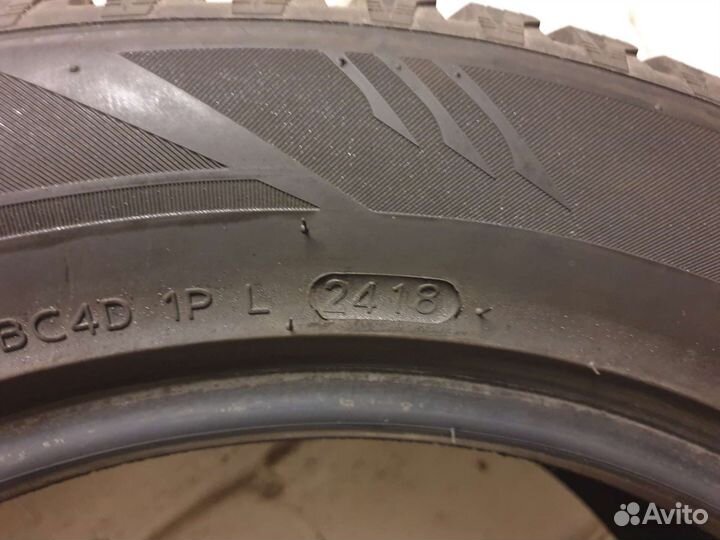 Laufenn I Fit Ice LW 71 235/55 R18
