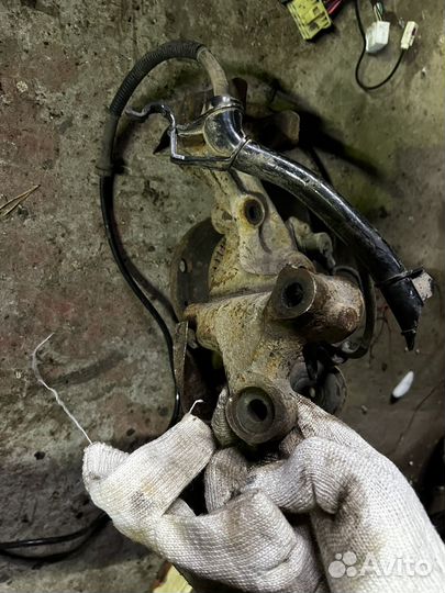 Задняя ступица цапфа левая правая Audi a4 b7 b6