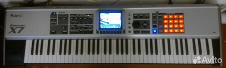 Roland Fantom X7