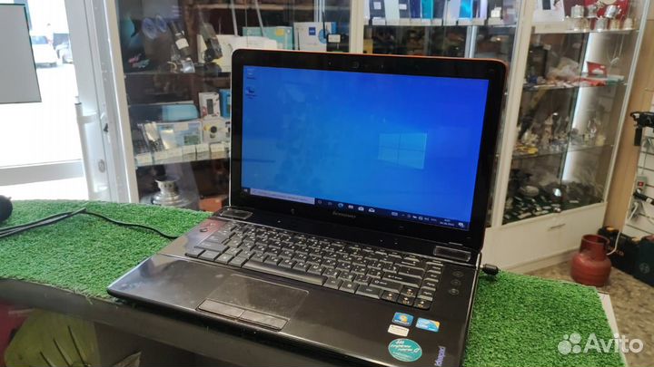 Ноутбук Lenovo /Core i7/1trb/6озу/запчасть