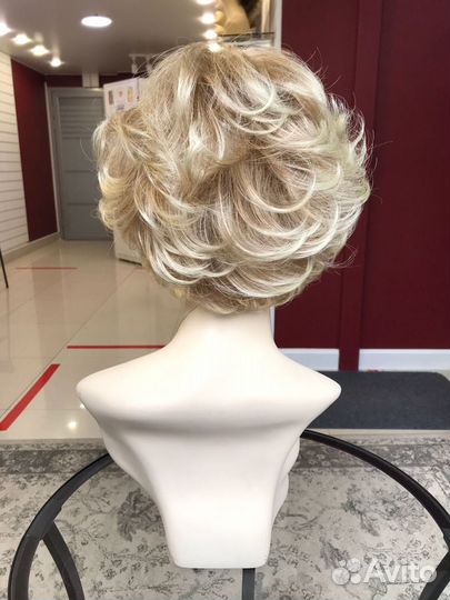 Искусственный парик Alexis Ellen Wille