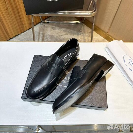 Лоферы Prada