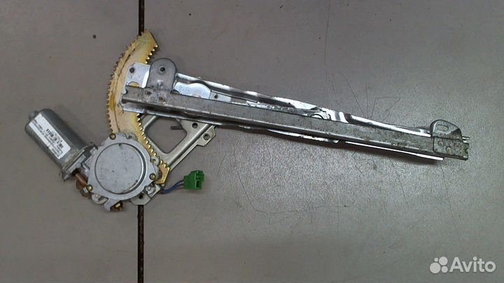Стеклоподъемник электрический Subaru Legacy (B11)