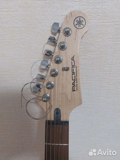 Электрогитара yamaha pacifica 112J