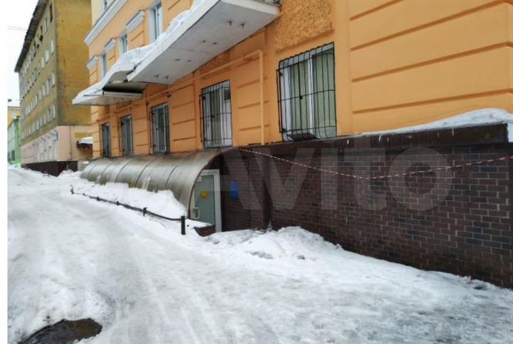 Помещение Свободного назначения, 329.9 м²