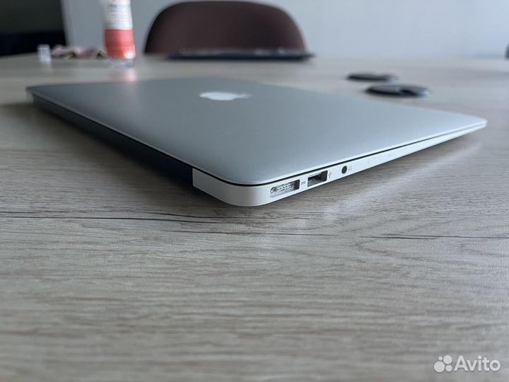 Apple macbook air 13 2015 4gb ssd 128 gb