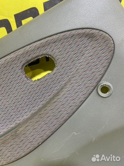 Обшивка двери задняя левая Kia Rio седан A5D 2001