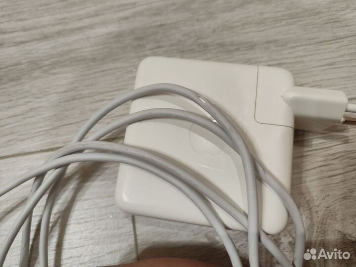 Зарядка для macbook 61w type c