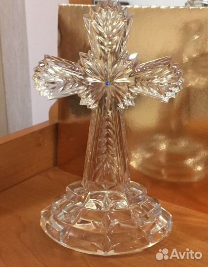 Крест стеклянный
