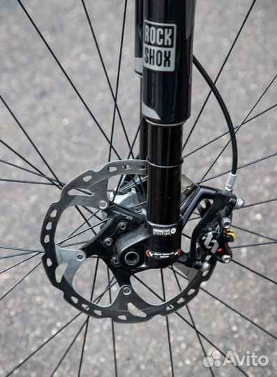 Топовый двухподвес Canyon Lyx CF 9.9