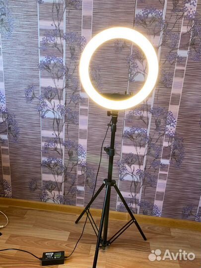 Кольцевая лампа 36 см