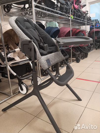 Стульчик для кормления Carrello Indigo