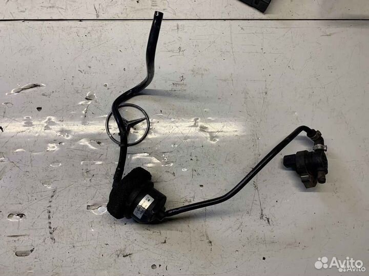 Клапан A2044700116 Мерседес