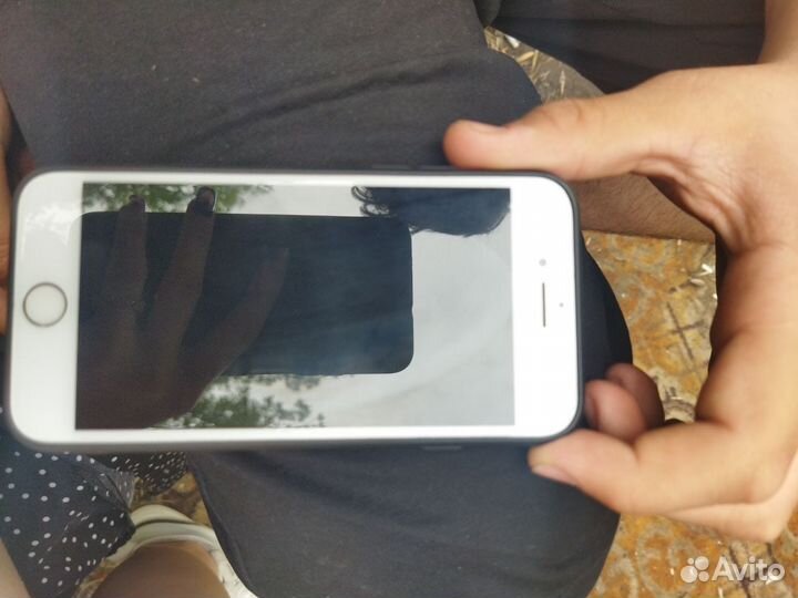iPhone 8 64gb