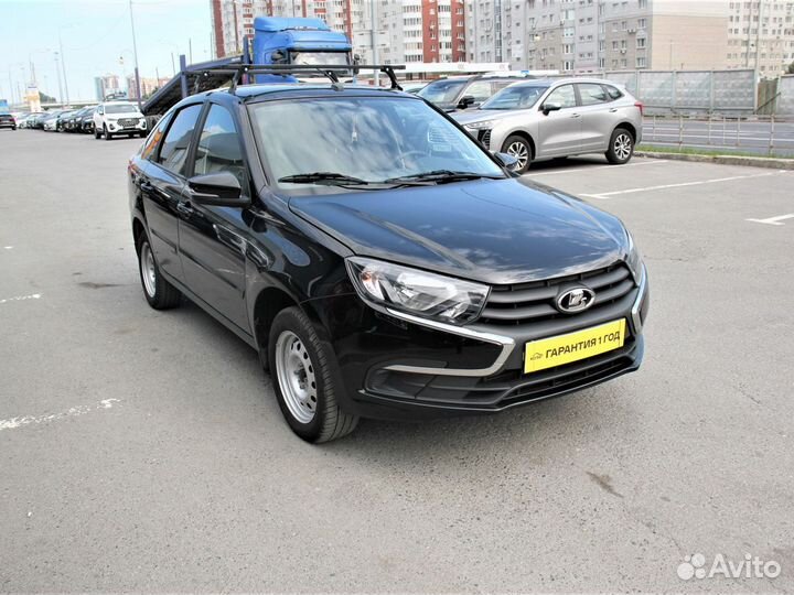 LADA Granta 1.6 МТ, 2021, 30 000 км