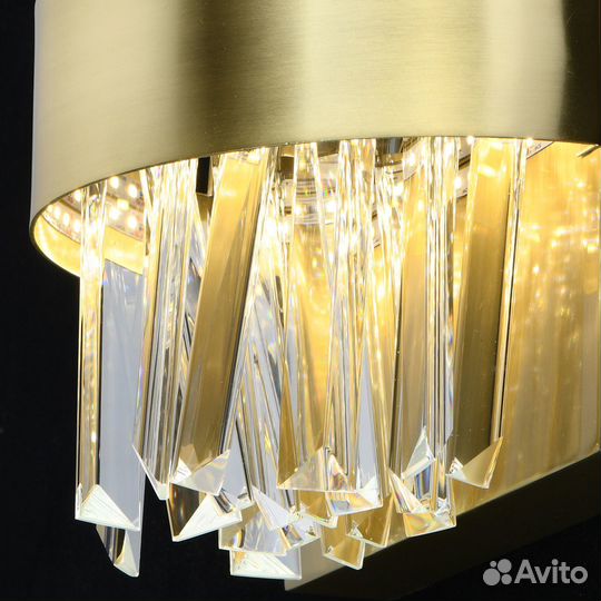 Шикарный настенный светильник Аделард MW-light