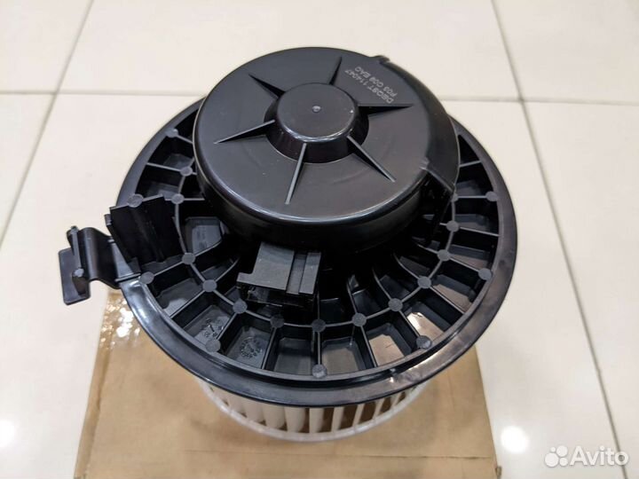 Мотор отопителя nissan tiida C11X