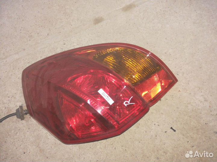 Фонарь задний правый Subaru Legacy 4