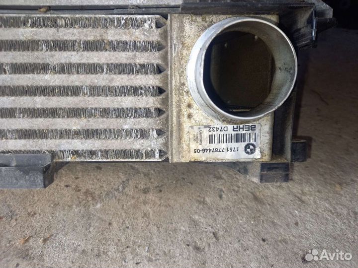 Радиатор интеркулер бмв е60 530d