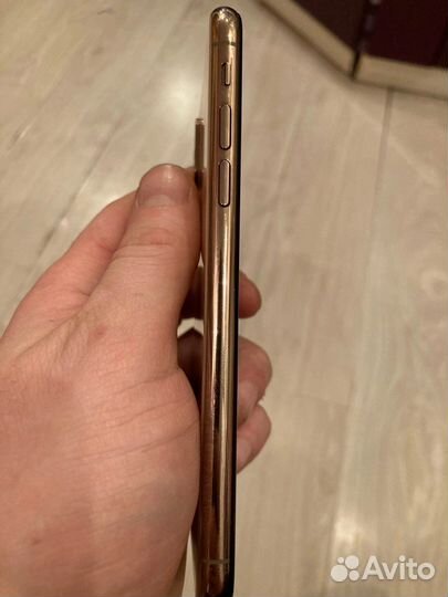 iPhone Xs, 64 ГБ
